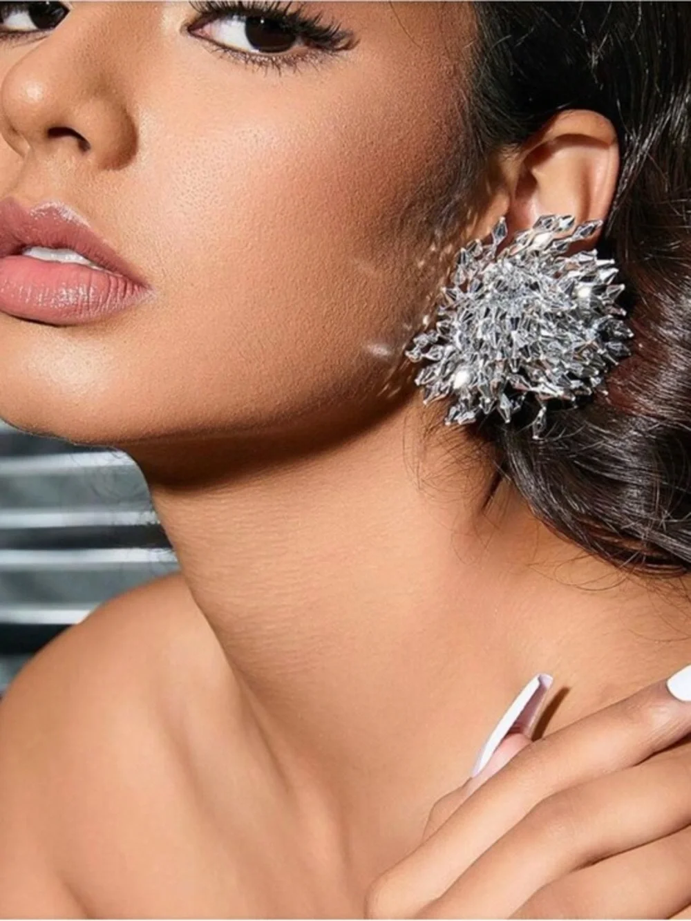 ✨Silver Crystal Cluster Statement Earrings - Women Jewelry